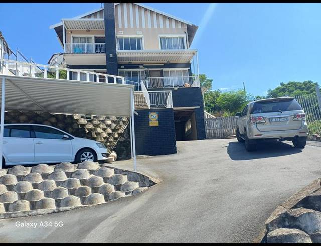 8 BEDROOM HOUSE FOR SALE IN RESERVOIR HILLS